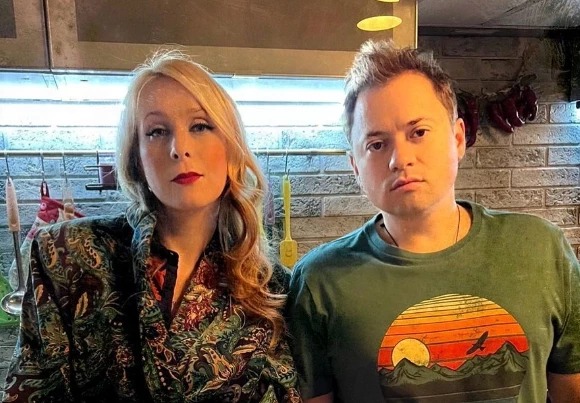 Звезда сериала «СашаТаня» Лариса Баранова рассказала о травле и избиениях в школе