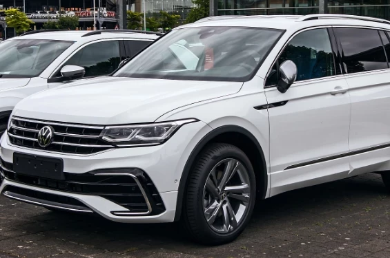 Volkswagen представил Tiguan L 300 TSI Smart Edition с новым экономичным двигателем