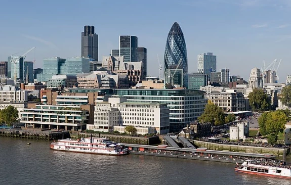 Инфляция в Великобритании в мае превысила прогнозный уровень