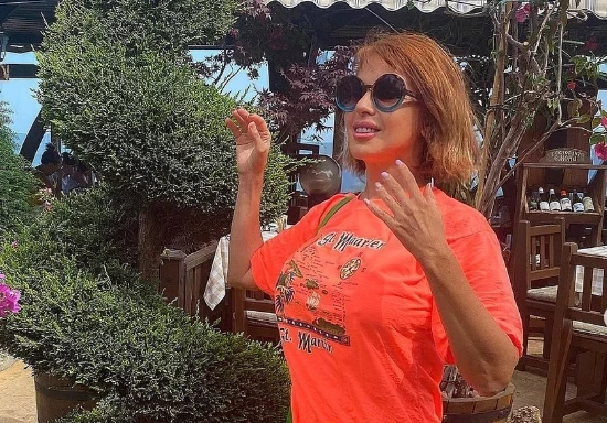 Наталья Штурм похвасталась новой фигурой в откровенном бикини