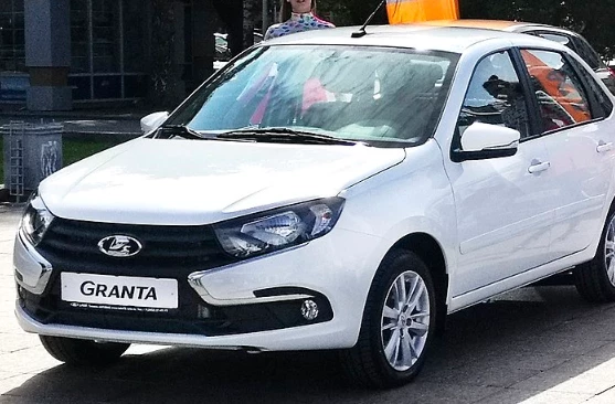 Российский бестселлер Lada Granta проиграл китайскому Haval Jolion на своем поле