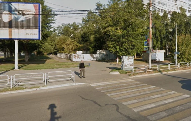 Мэрия намерена добиться сноса спорного недостроя на пешеходной аллее в Челябинске