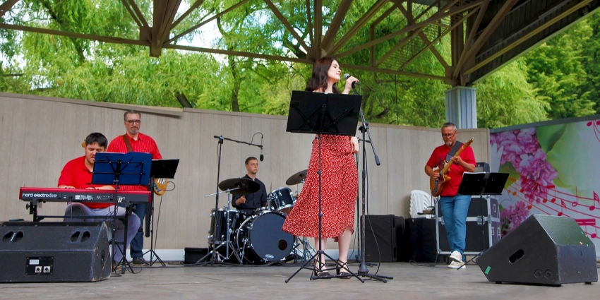 Более 40 бесплатных концертов пройдет в Измайловском парке до конца лета