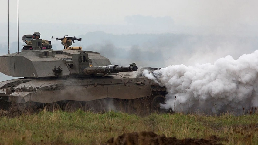 Украинский генерал Сырский: ВСУ держат британские танки Challenger 2 в резерве