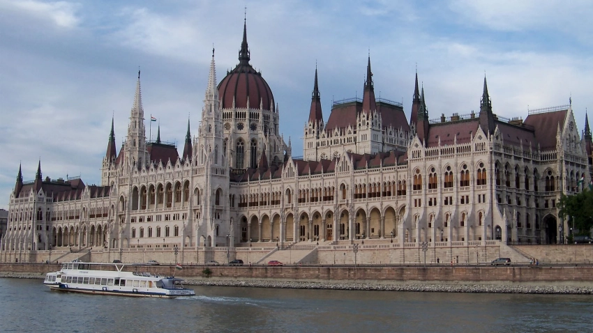 Венгрия объяснила несогласие с реформой рынка электроэнергии Евросоюза