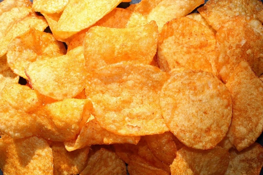 Ученые выяснили, как приготовить самые полезные картофельные чипсы 