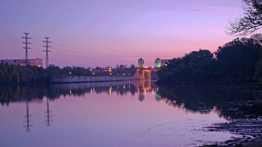 Украинские военные атаковали территорию Новой Каховки с помощью БПЛА