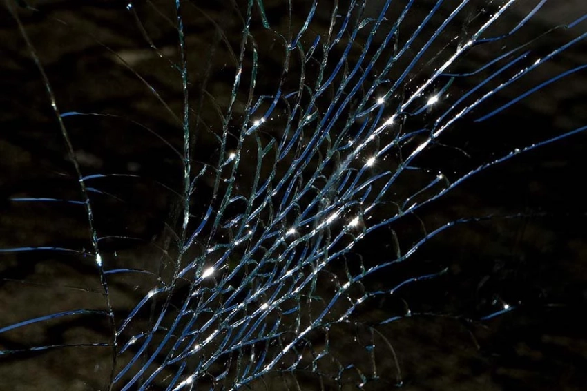 В Подмосковье мужчина взорвал коробку с петардами в отделении Сбербанка