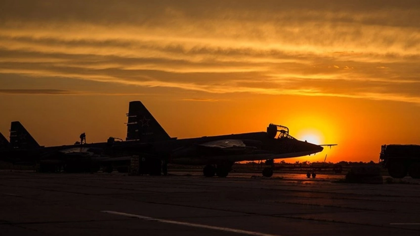 Литовкин: контрнаступление ВСУ без авиационной поддержки можно назвать безумным