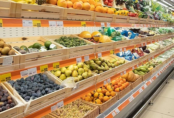 Госстат: На Украине в июне резко подорожали овощи и фрукты