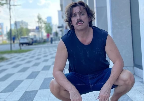 Пародия Максима Галкина на Михалкова и шутки о Родине возмутили россиян