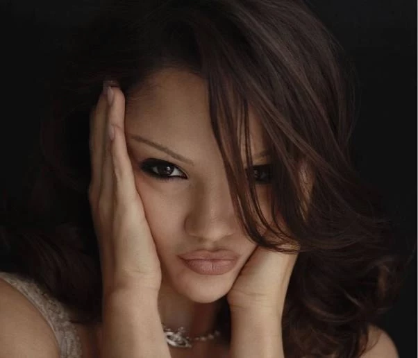 Фигуристка Медведева опубликовала откровенные кадры в нижнем белье