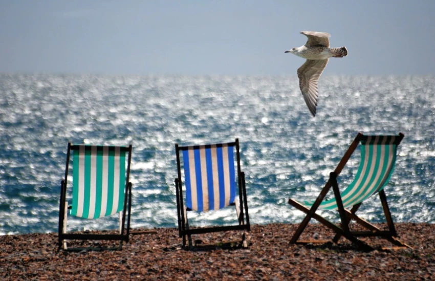 В Испании сотрудники отелей пытаются прекратить «войну за шезлонги»