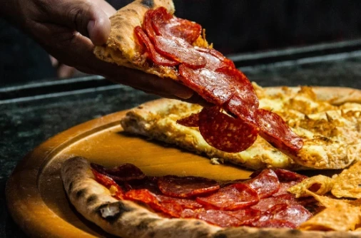 Названы опасные продукты, провоцирующие развитие рака