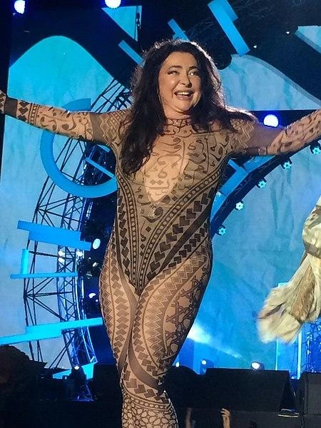 Лолита вышла впервые на сцену в знаменитом комбинезоне после застолья с Линддеманном