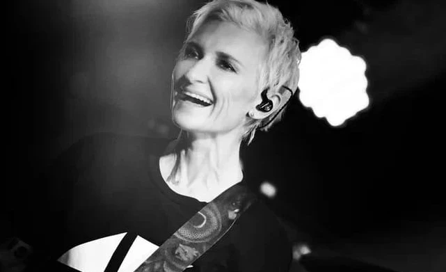 Диана Арбенина и «Ночные снайперы» выступили на большом концерте в Москве