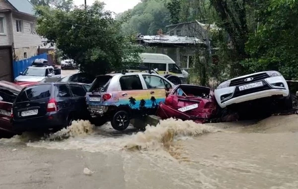 Сочи сегодня, 10.07.2023, наводнение: последние новости о потопе, обстановка в городе сейчас, 10 июля 2023 года, в Сочи сработала сирена
