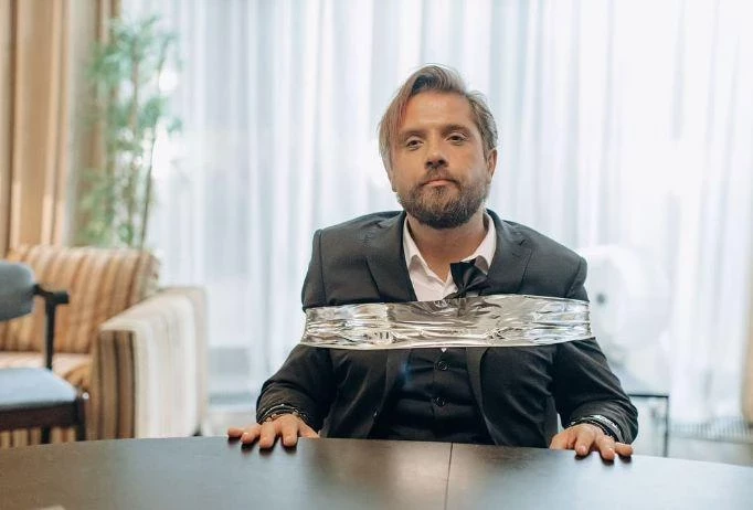 Звезда «Триггера» Роман Маякин опроверг слухи о романе с Агатой Муцениеце