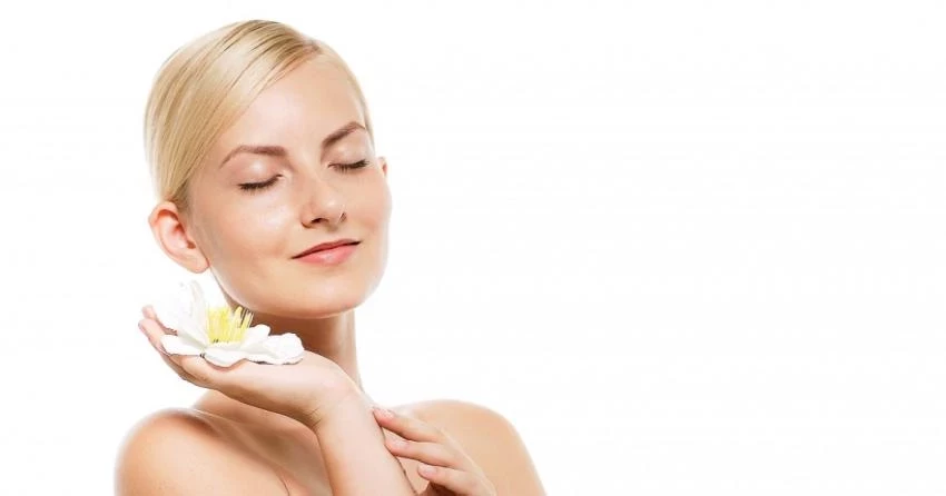 Диетолог Тиви Марутхаппу рассказала о полезных продуктах для сияющей и молодой кожи