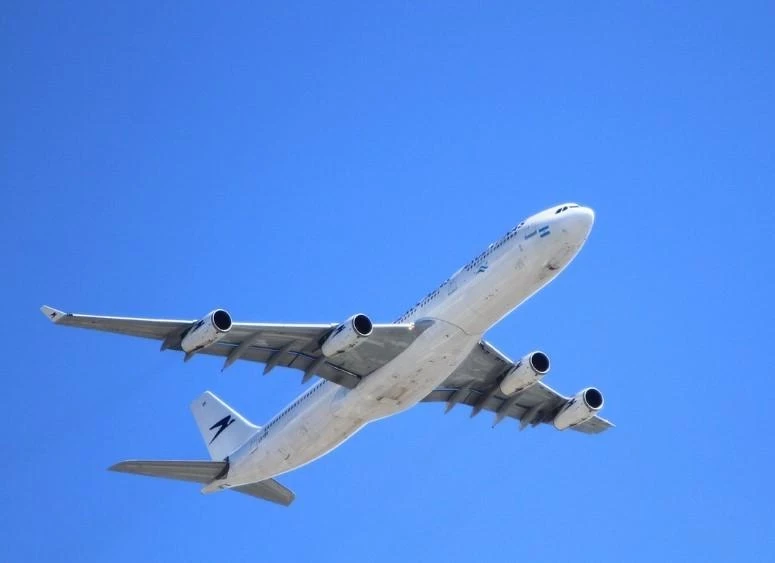 Росавиация разрешила полёты из Екатеринбурга в Грузию