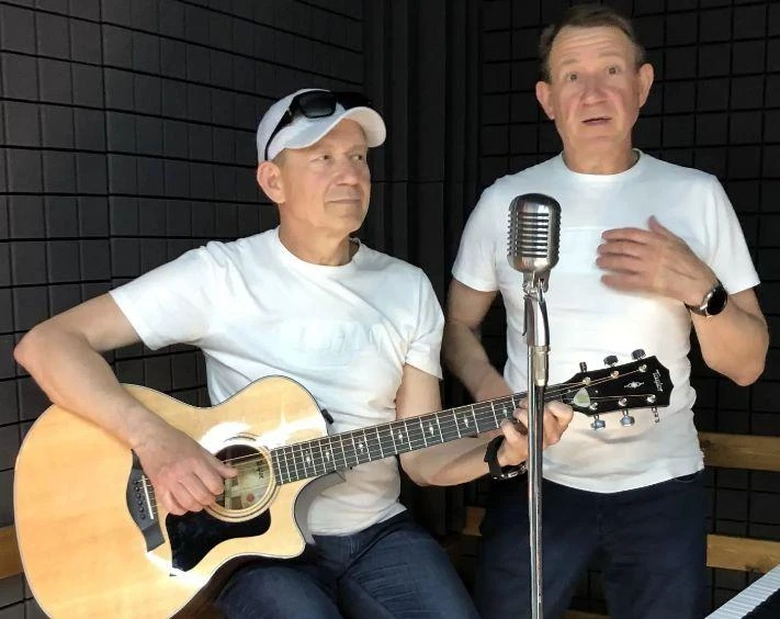 Юморист Валерий Пономаренко впервые появился на сцене после смерти брата-близнеца