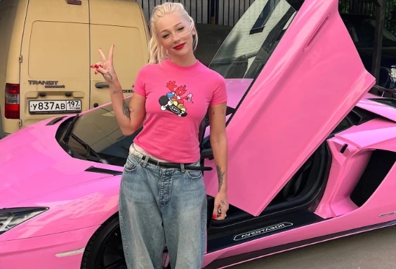 Настя Ивлеева назвала Иду Галич раздражающей ее популярной личностью