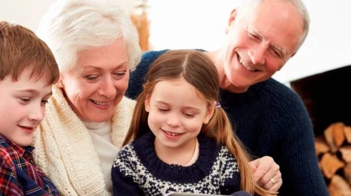 Душевные поздравления с Международным днем дедушек и бабушек 23 июля, история праздника