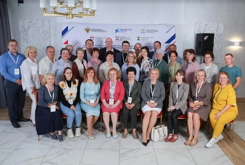 В Казани прошла школа по внедрению комплекса мер, направленного на профилактику падений и переломов у лиц пожилого и старческого возраста