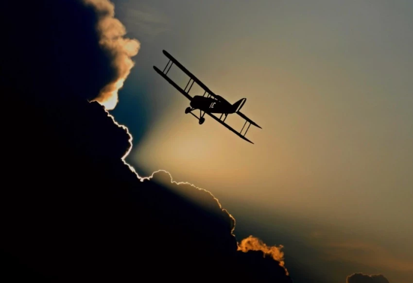 В Греции очевидцы запечатлели на видео крушение пожарного самолета