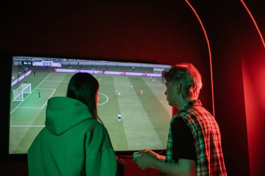 Тech Сrunch: Telly начала поставки бесплатных телевизоров подписчикам