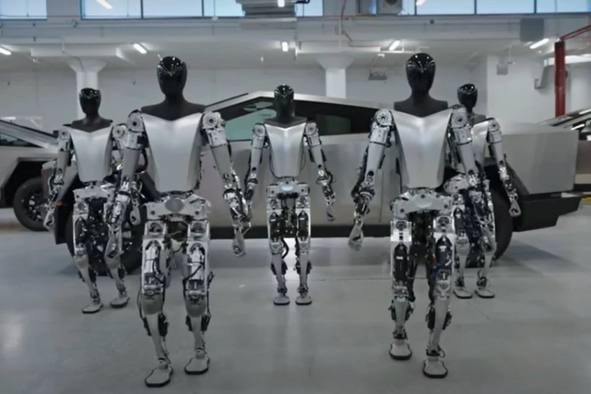 Tesla использует роботов Optimus для продаж электромобилей