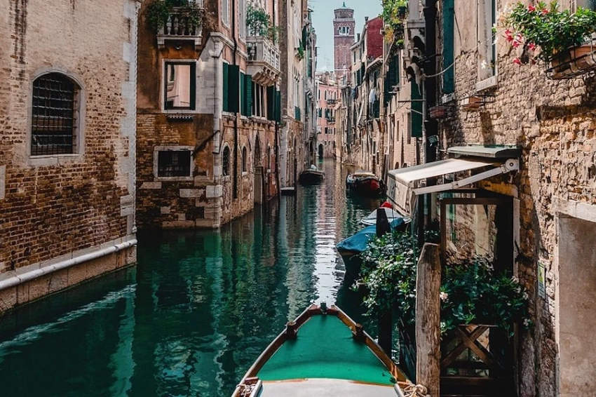 CNN: Эксперты предрекают крах туризма в Европе к 2025 году