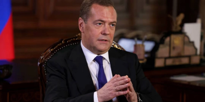 Дмитрий Медведев считает«грехи» России и Запада. Реакция англосаксов