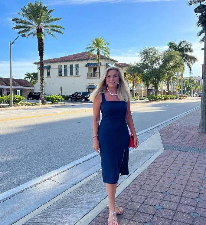 Похоронившая мужа Марина Юдашкина расцвела на отдыхе в Майами