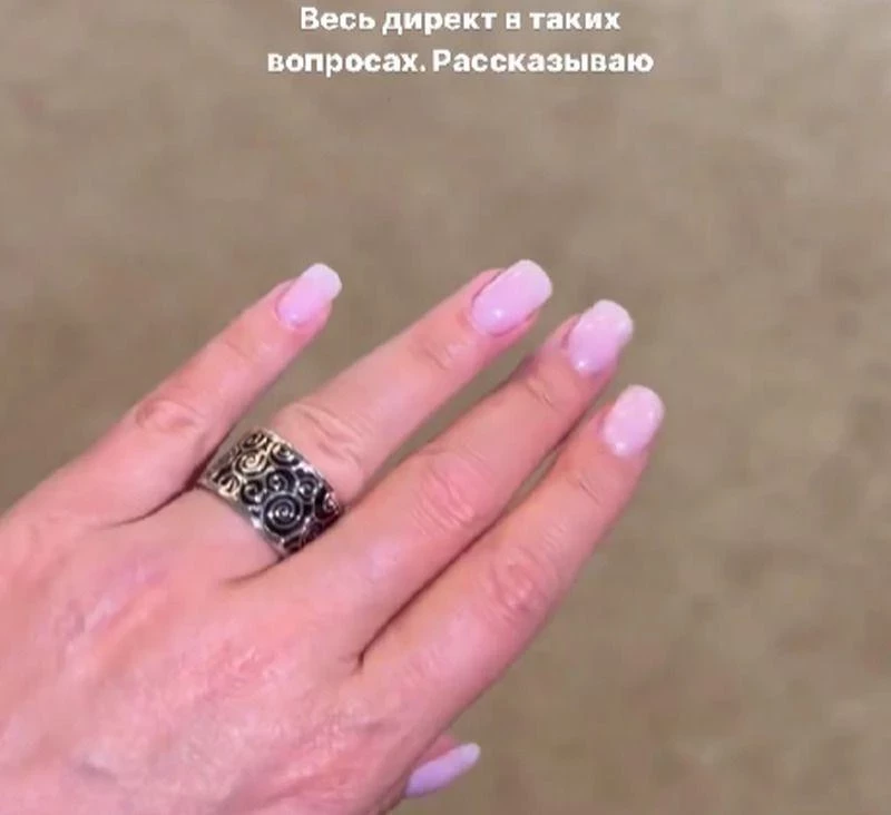 Мария Погребняк заинтриговала поклонников кольцом на безымянном пальце