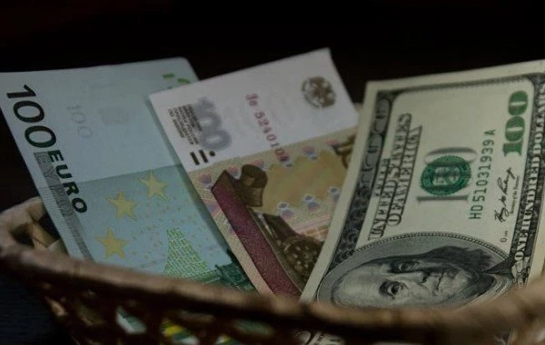 Курс доллара и евро в России на сегодня, 3 августа 2023: что будет с долларом дальше, прогнозы экспертов о курсе валют