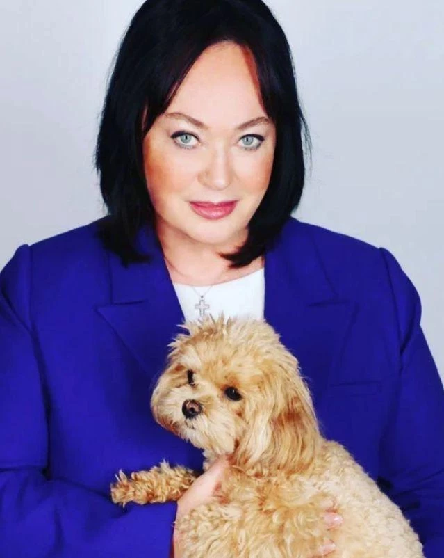 Лариса Гузеева взяла на съемки «Давай поженимся!» собаку Жужу