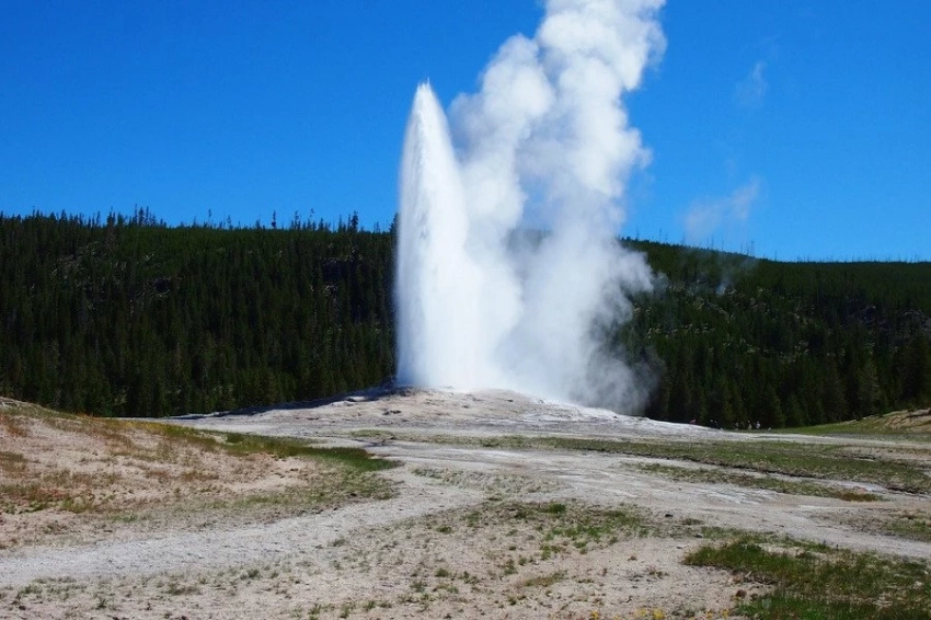 Bloomberg: энергия гейзеров поможет добиться углеродной нейтральности