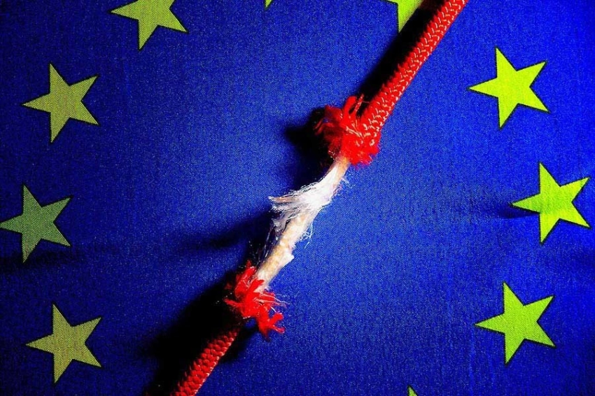 Евросоюзу пригрозили «мучительной расплатой» за разрыв с Россией