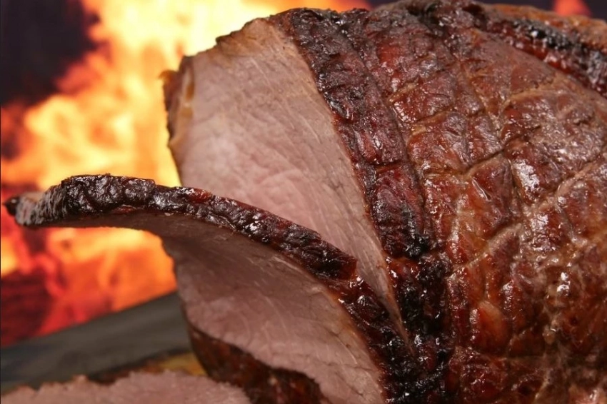 В Роспотребнадзоре дали несколько советов, как правильно выбирать мясо