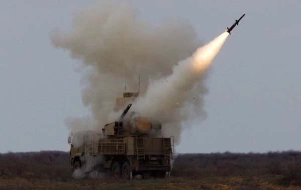 В Севастополе прозвучали взрывы после уничтожения украинских ракет 