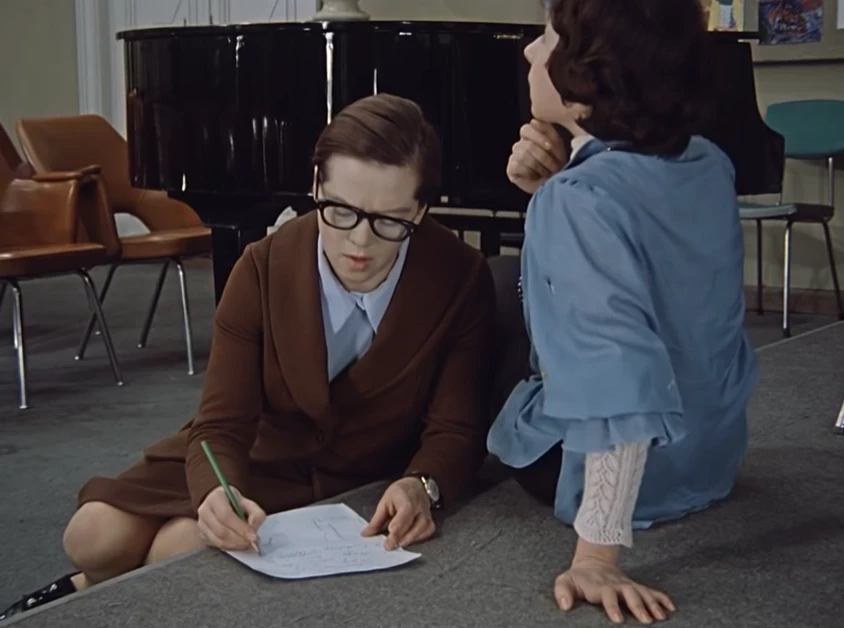 В «Служебном романе» Рязанова обнаружился новый киноляп