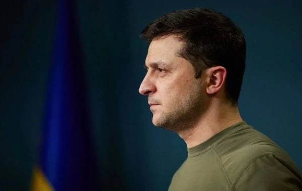 Экс-советник Кучмы: украинцы не вступают в ряды ВСУ из-за Зеленского 