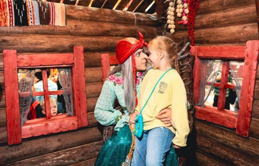 Баба Яга приглашает на пироги: сказочная вечеринка пройдет 28 октября в фольклорном центре «Москва»