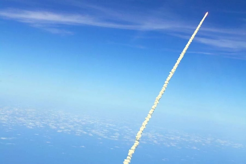 США сообщили о запуске ракет в направлении их корабля с территории Йемена