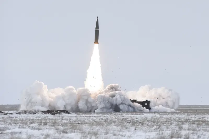 Российские военные атаковали высокоточным оружием украинское оборонное КБ «Луч» в Киеве