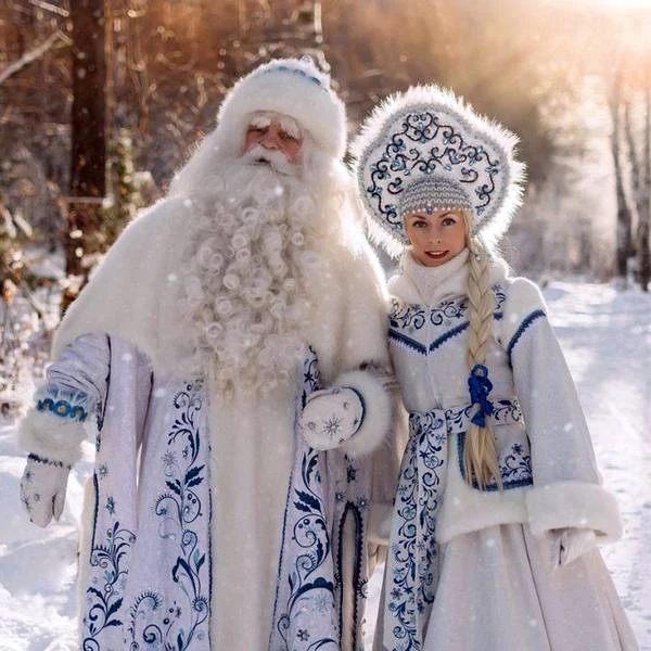 День деда Мороза и Снегурочки отметят жители России 30 января 2025 года