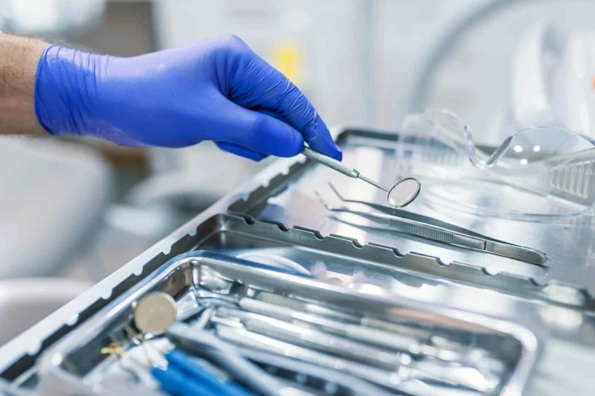 Хирург сделал сам себе стерилизацию в качестве подарка жене