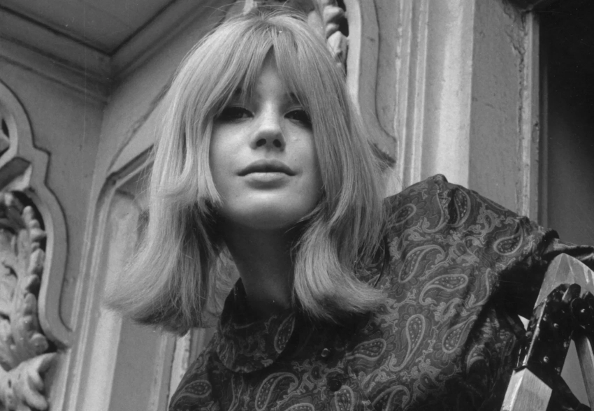 Умерла британская певица и актриса Марианна Фэйтфулл