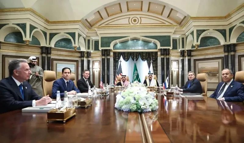 «Логика» источников западной прессы: Зеленский не полетел в Эр-Рияд, так как хотел лишить легитимности переговоры между Россией и США